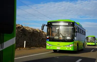Gobierno de Monterrey y Mujeres Regias rechazan aumento al transporte público