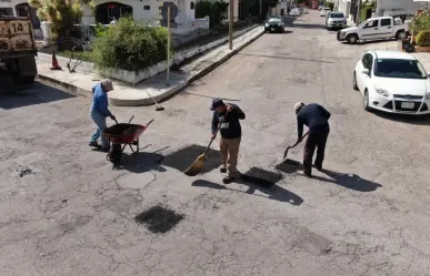 Continúa el bacheo y reparación de calles en Mérida; disminuyen 66% los reportes