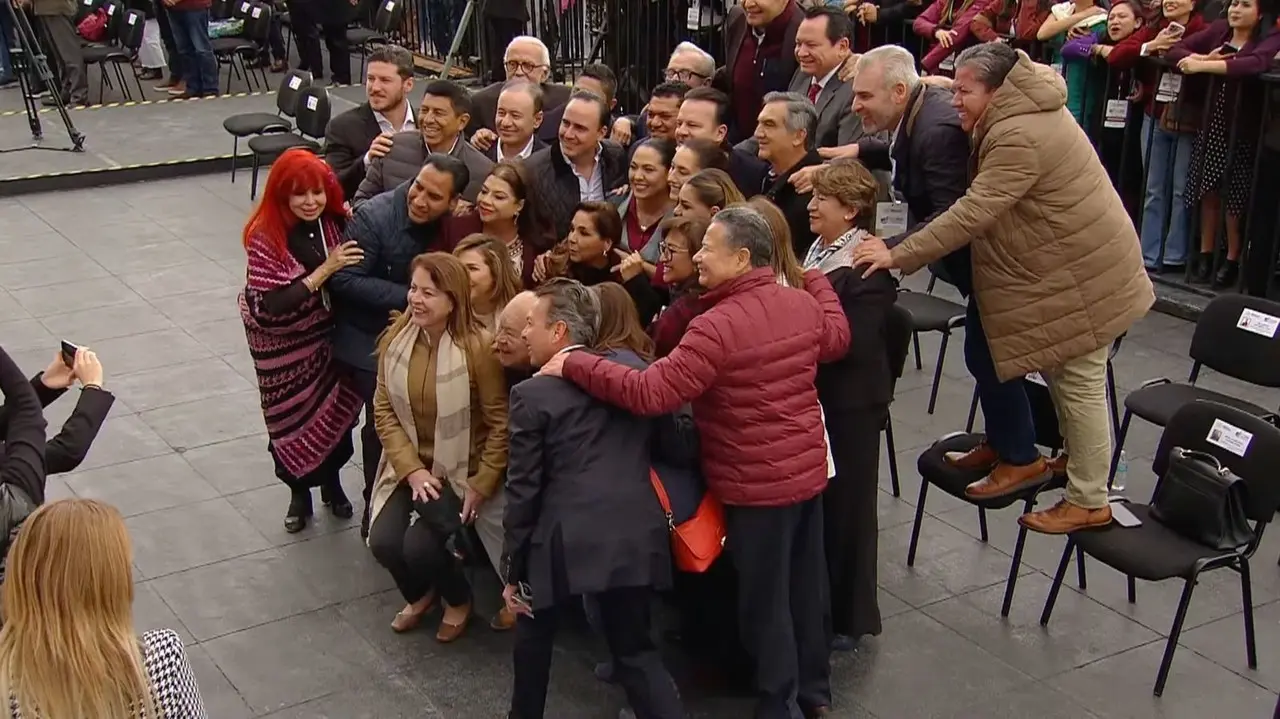 Claudia Sheinbaum celebra 100 días de gobierno con un evento que reunió a diputados, senadores, empresarios y representantes de pueblos originarios. Foto: Gobierno de México