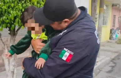 ¡Como héroes! Policías de Nezahualcóyotl salvan a bebé de asfixia