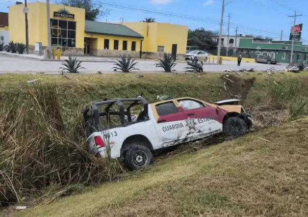 Policías de Tamaulipas vuelcan tras huír de ataque armado; reportan 3 elementos heridos