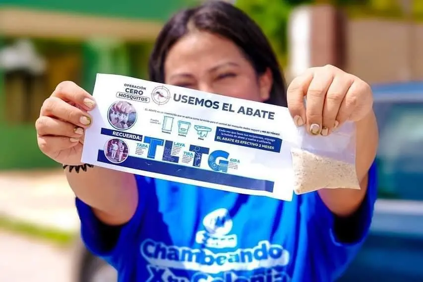 Autoridades del Ayuntamiento de Mérida destacaron la participación de los ciudadanos en las jornadas de descacharrización para evitar criaderos de mosquitos. Fuente Irving Gil.