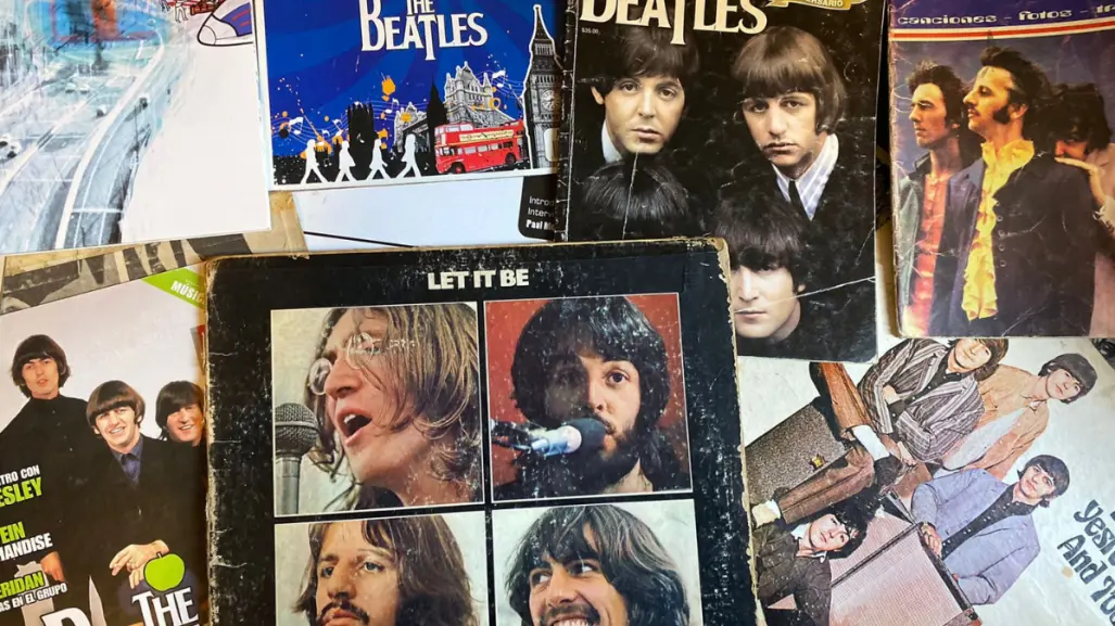 Día internacional de Los Beatles: Fan Tamaulipeco tiene más de 45 mil pesos en merch oficial