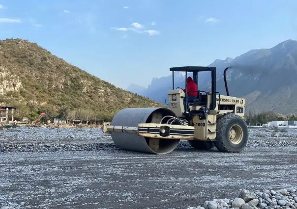 VIDEO | Santa Catarina renueva caminos rurales y recupera espacios en La Huasteca