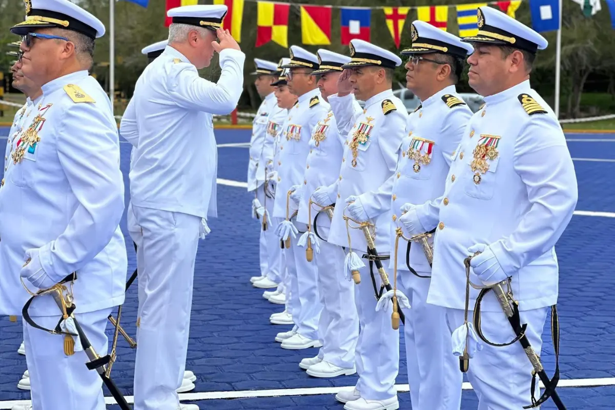 El vicealmirante Juan Carlos Vera Salinas asumió oficialmente el mando de la Primera Zona Naval. Foto: Axel Hassel