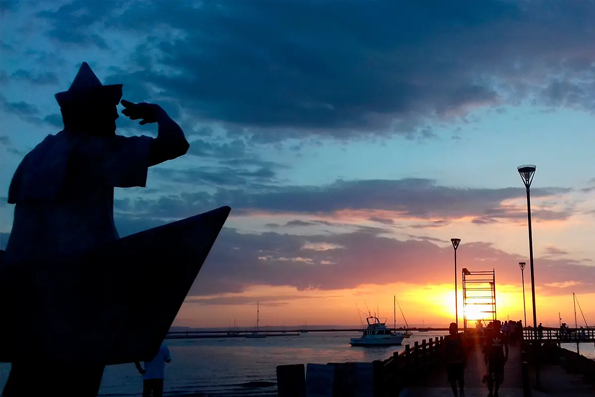 El Malecón de La Paz siempre tiene atractivos para los locales y los turistas. Fotografías: Modesto Peralta Delgado.