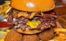 Descubre 5 lugares para cenar apetitosas hamburguesas con tus amigos en Monterrey