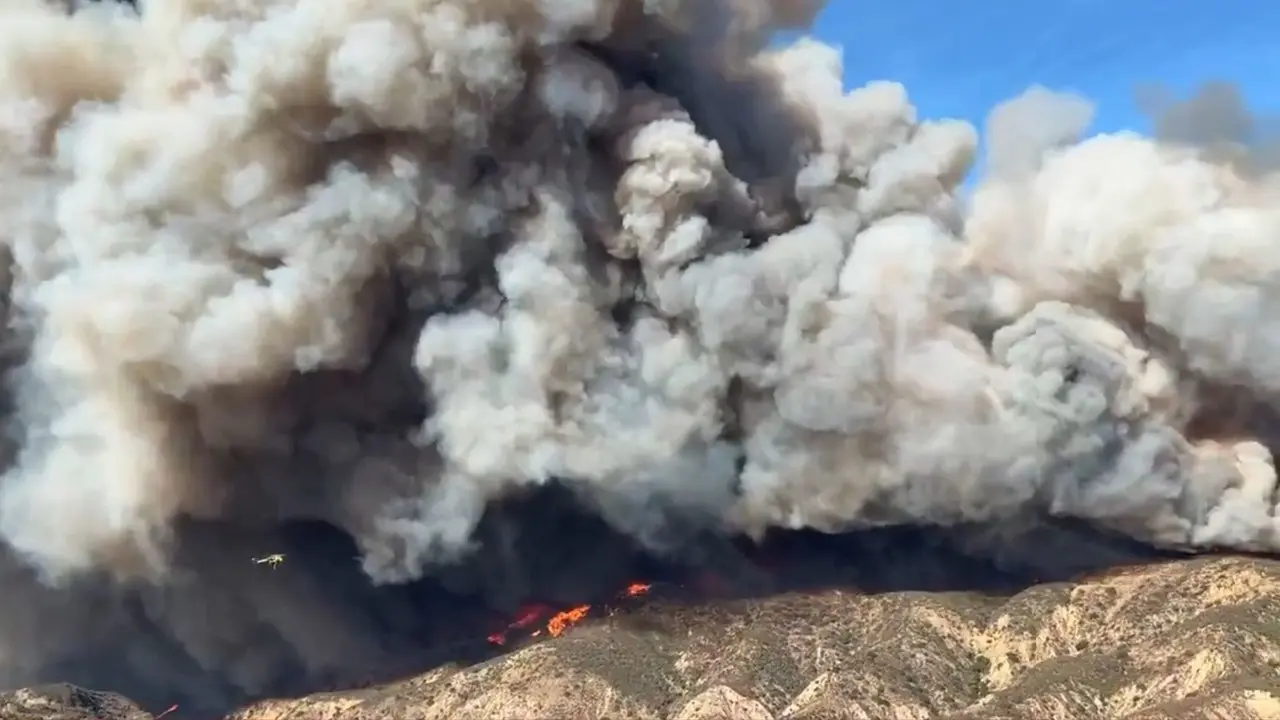 Incendio Hughes. Foto: Redes