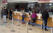 ¿Cómo obtener placas vehiculares para un auto nuevo en Baja California?