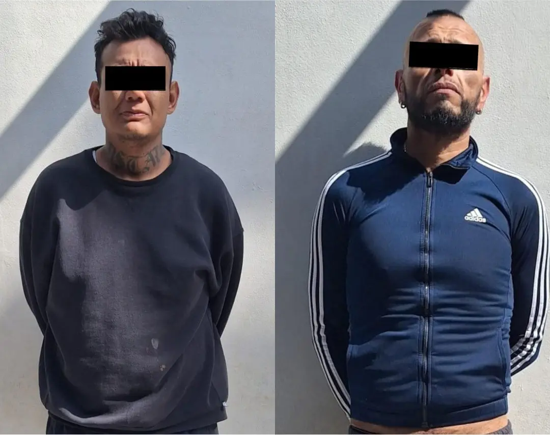 Los detenidos, identificados como Erick Tadeo, de 34 años, y Juan Alberto, de 43 años, cuando fueron arrestados. Foto: Policía de Guadalupe.