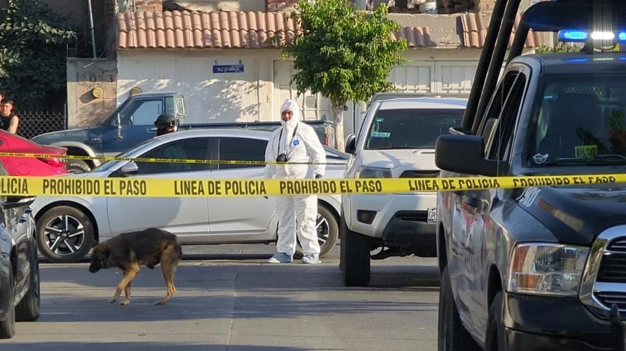 En Celaya, un ataque armado terminó con la vida de un agente de la Guardia Nacional y un joven trabajador, desatando una persecución policial. Foto: Jesús Padilla / POSTA