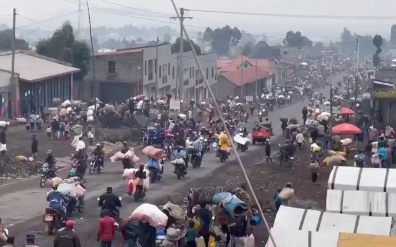 Goma vive momentos de tensión mientras miles huyen del conflicto armado que sacude la periferia de esta ciudad en la República Democrática del Congo. Foto: Captura