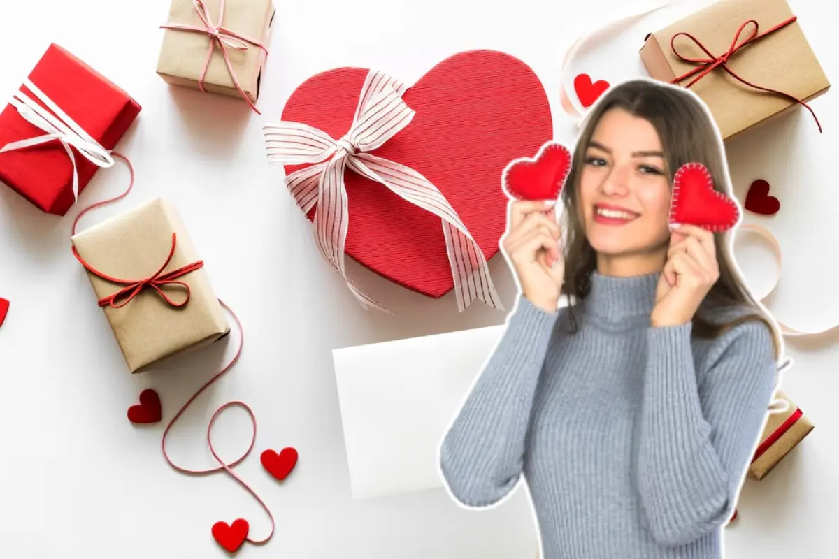 Regalos para el 14 de febrero y una mujer sosteniendo corazones al frente.  Foto: Freepik, editada en Canva.