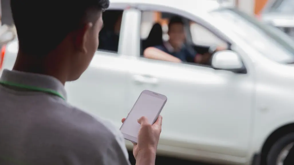 UBER vetado de Piedras Negras; apuestan por plataforma municipal y taxistas