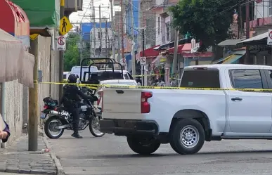 Ejecutan a cuatro hombres en bar de Celaya, una víctima hermano de director de Protección Civil