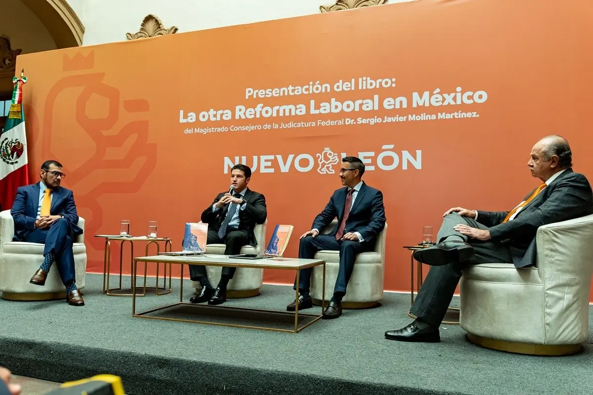 Samuel García participa en presentación del libro La otra reforma laboral en México