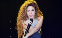 Shakira no se presenta a cita con fans, pero comparte foto con sombrero de charro