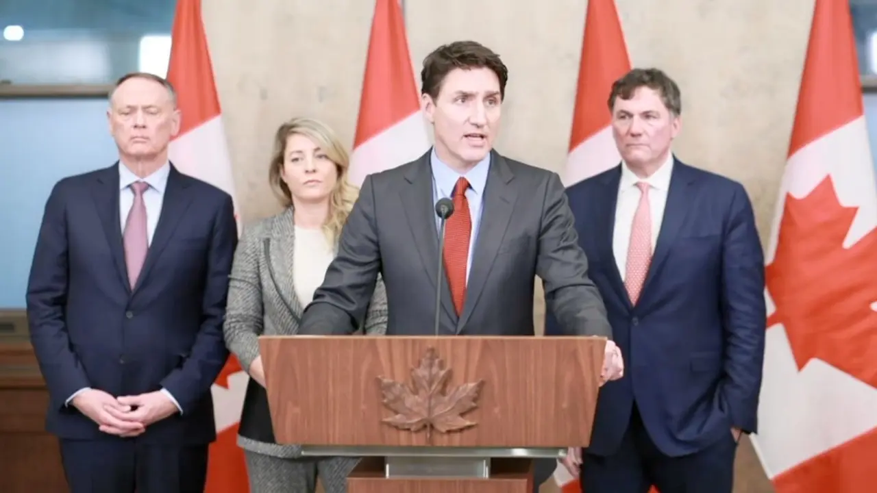 Responde Canadá a Trump: Si EU quiere una nueva era dorada, deben trabajar juntos, no castigarlos. Foto: Justin Trudeau