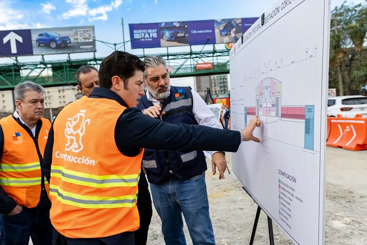 Samuel García celebra el Día de la Candelaria con Trabajadores del Metro