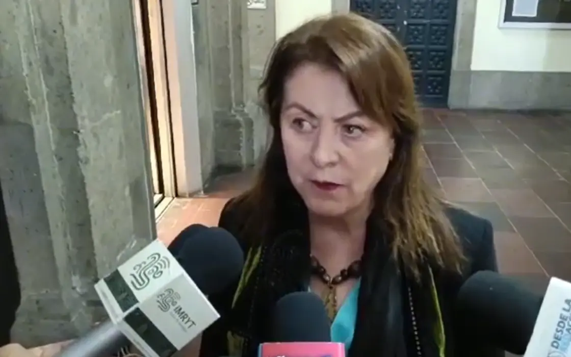 Un grupo de 70 morelenses deportados de EE.UU. llegó al AIFA bajo restricciones, denunció la gobernadora Margarita González Saravia. Foto: David Monroy