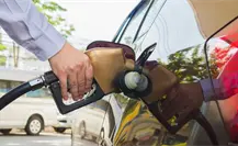 Infracciones en Durango: la multa para taxistas y camioneros que cargan gasolina con pasaje a bordo