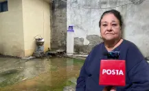 ¡Por fin! Abuelitos reciben ayuda para solucionar fuga de aguas negras en su casa