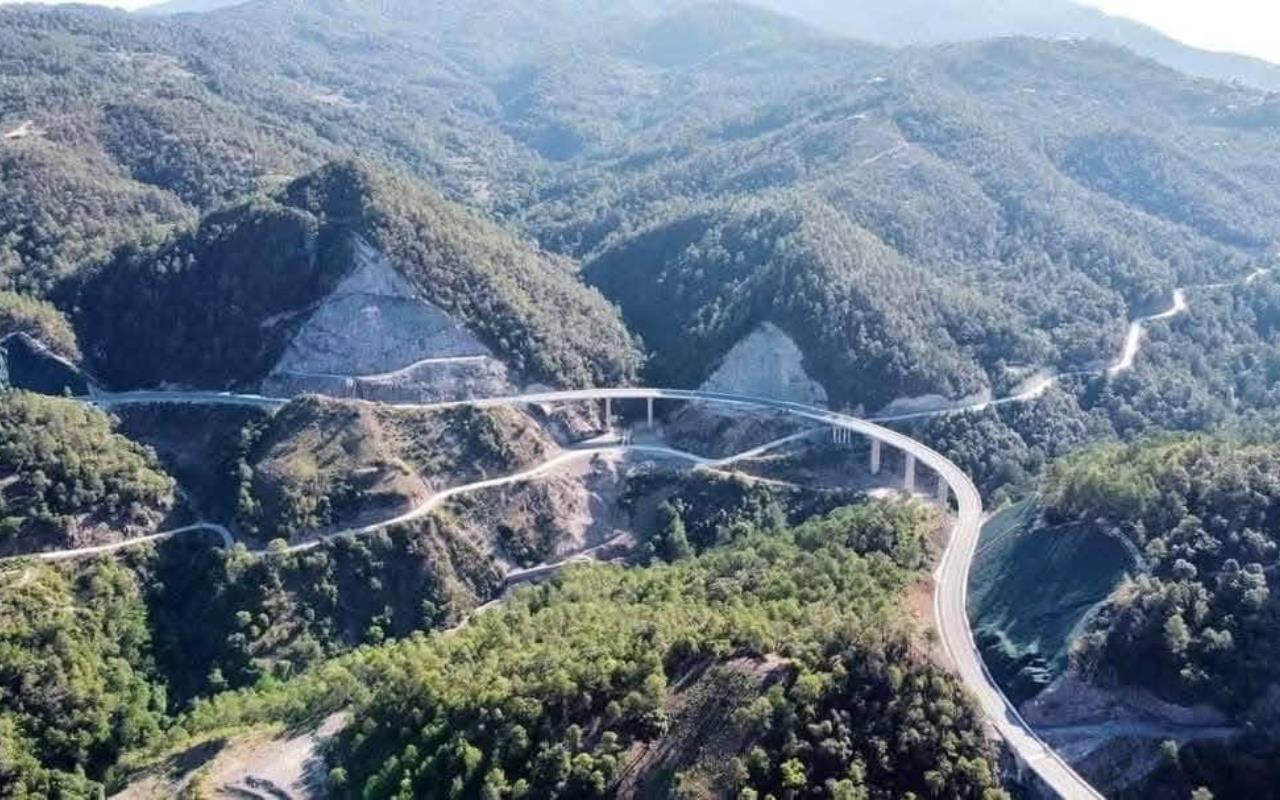 La autopista Mitla-Tehuantepec reduce el tiempo en 2 horas de Oaxaca a Salina Cruz. Foto: Gob. de Oaxaca
