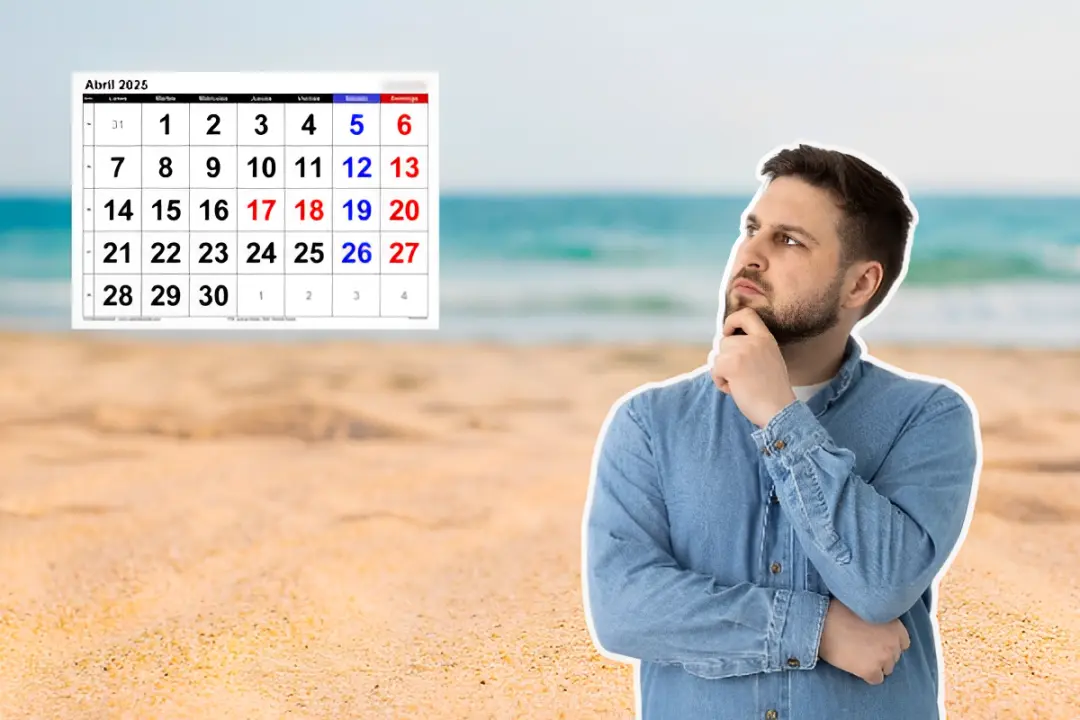 Hombre viendo un calendario de abril (mes en el que será Semana Santa) frente a la playa.    Foto: Freepik, editada en Canva.