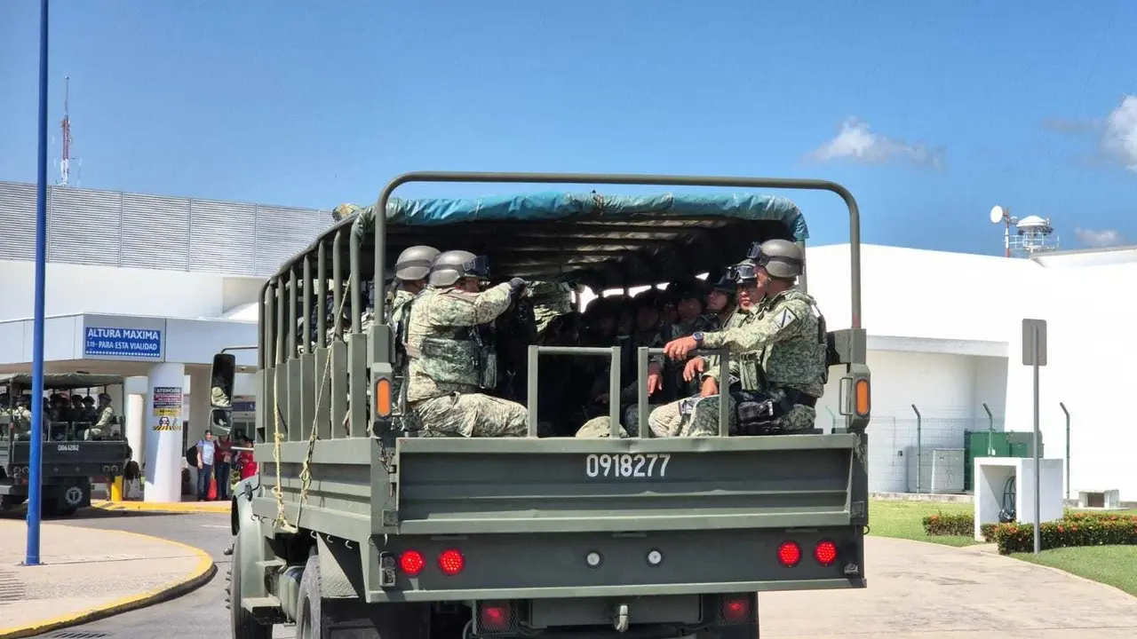 300 militares son desplegados en Tabasco ante ola de violencia. Foto: Armando de la Rosa.