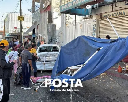 Combi se queda sin frenos en Ecatepec; suman 12 lesionados