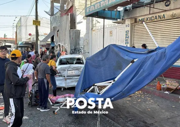 Combi se queda sin frenos en Ecatepec; suman 12 lesionados