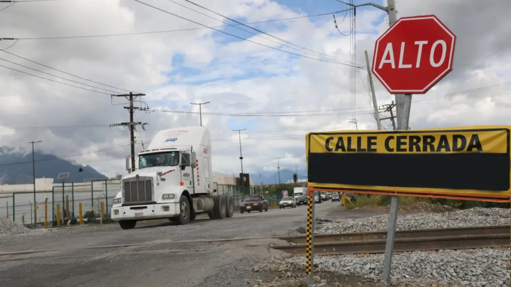 Escobedo anuncia cierre temporal en avenida Chocolates por mantenimiento en vías del tren