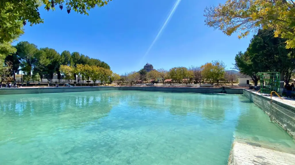 Parras de la Fuente; estanque de la luz, uno de los lugares más emblemáticos