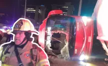 Tren impacta autobús en Monterrey; hay una persona fallecida y múltiples heridos l VIDEO