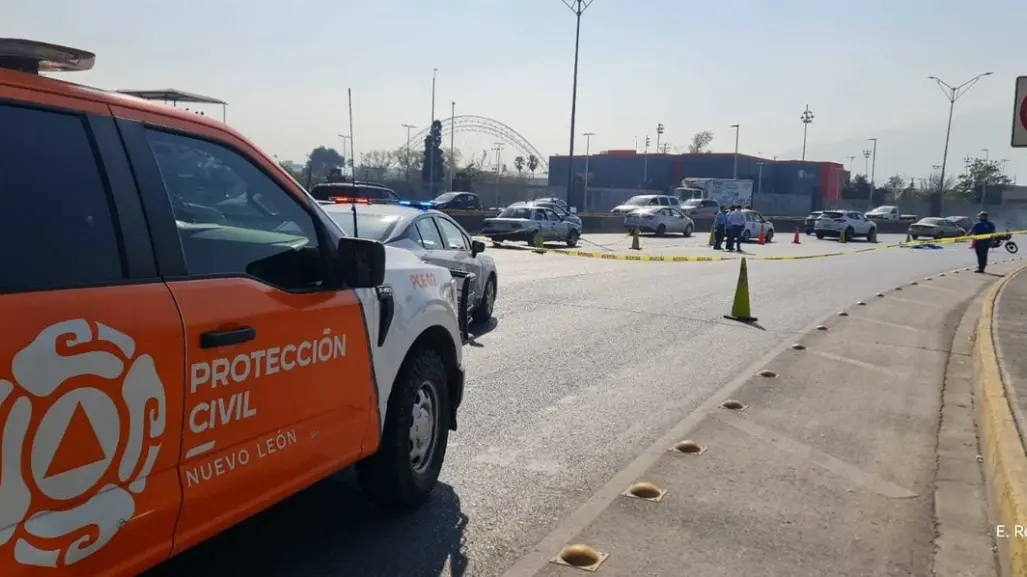 VIDEO l Trágico accidente en San Nicolás, motociclista pierde la vida tras chocar contra tráiler