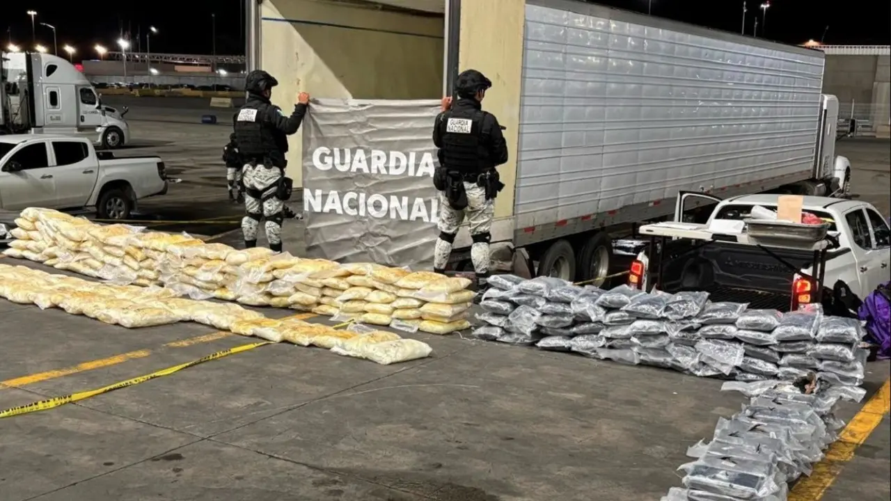 Decomisan media tonelada de droga en frontera de México y Estados Unidos. Foto: Guardia Nacional