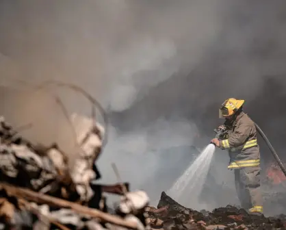 Diputado Jorge Valdés llama a reforzar inspección de predios abandonados tras incendios en Saltillo