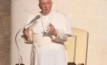 Papa Francisco critica deportaciones masivas en EE.UU. y defiende a migrantes