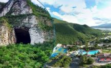 Explora la Cueva de los Murciélagos en Santiago, Nuevo León y relájate en Bahía Escondida