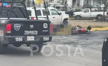 VIDEO | Motociclista muere tras chocar contra una camioneta en Apodaca