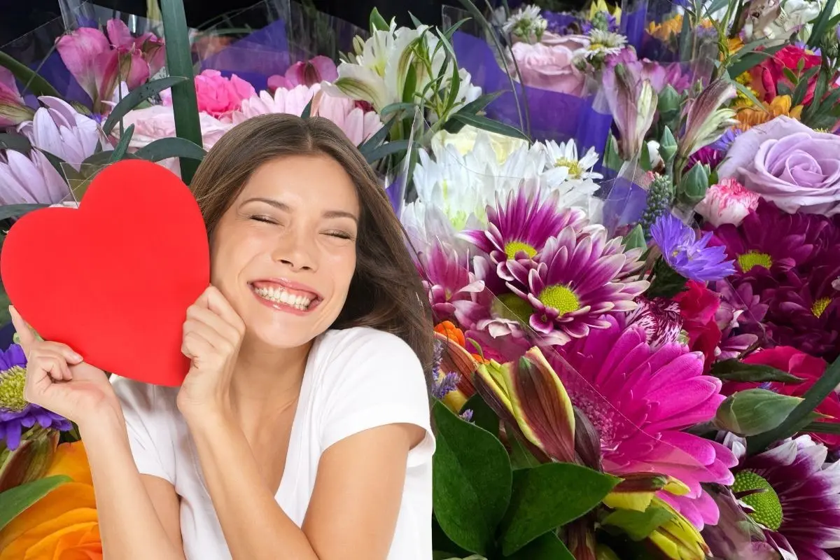 Las flores son un regalo tradicional para el 14 de febrero que no pasa de moda y es uno de los más solicitados en el Día del Amor y la Amistas.- Fuente Alejandra Vargas y Canva