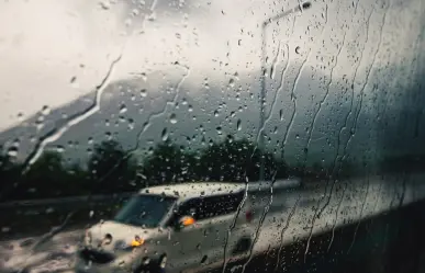 Frente frío trae lluvias y descenso en las temperaturas en Monterrey