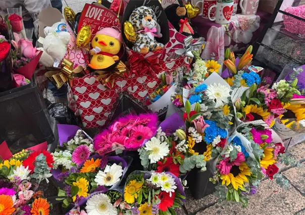 Se registra baja venta de regalos para San Valentín por frío en Monterrey