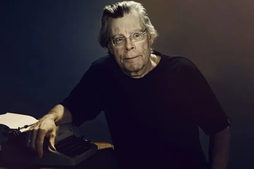 El Rey del Terror, Stephen King, expresó que 'Marianne' tiene un aire argumental a 'Stranger Things'. Foto: X @THorror_Lover_