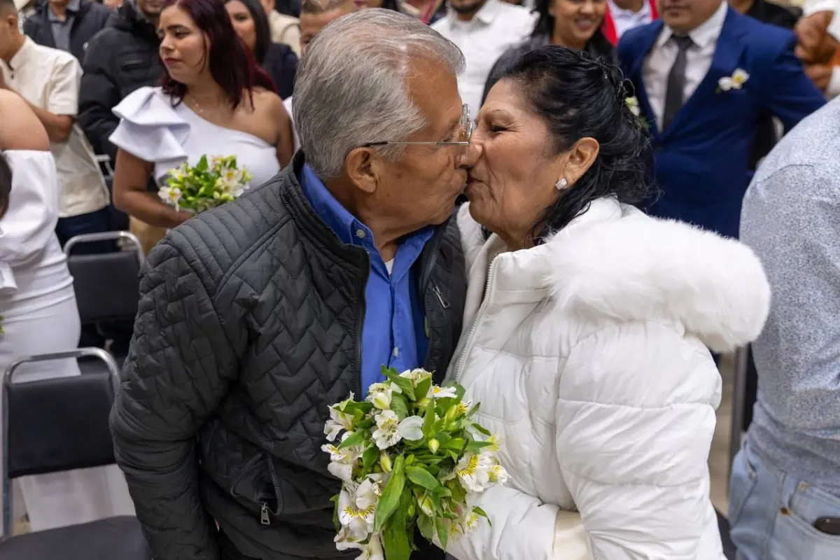 Más de 200 parejas se comprometieron en las bodas colectivas en Juárez/Foto: Jorge López