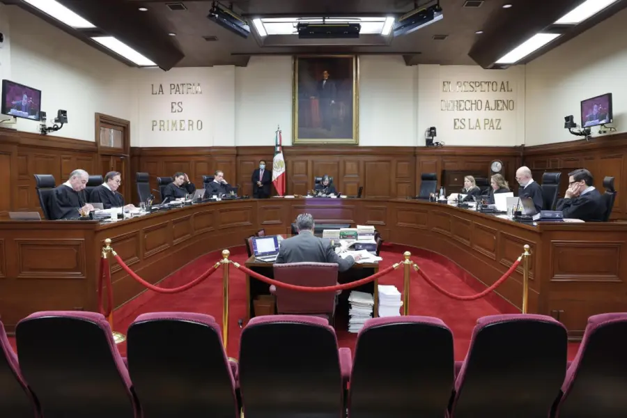 Suprema Corte de Justicia ordena a jueces invalidar suspensiones contra la reforma judicial