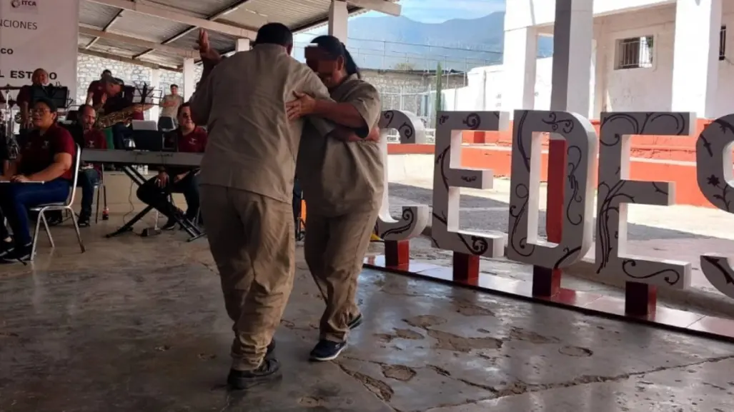 Se armó el baile en el CEDES de Victoria con la música de la Banda del Gobierno del Estado