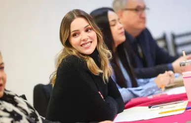 Mariana Rodríguez presenta integración de niños con nuevas familias en Nuevo León