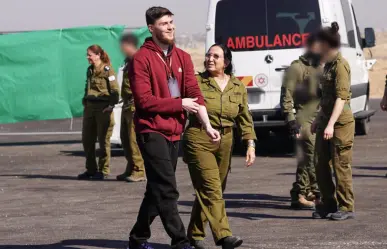 Hamás libera a tres prisioneros en un nuevo canje de rehenes