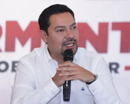 Diputado de Morena, Andrés Villegas propone ley para regular a periodistas en Puebla